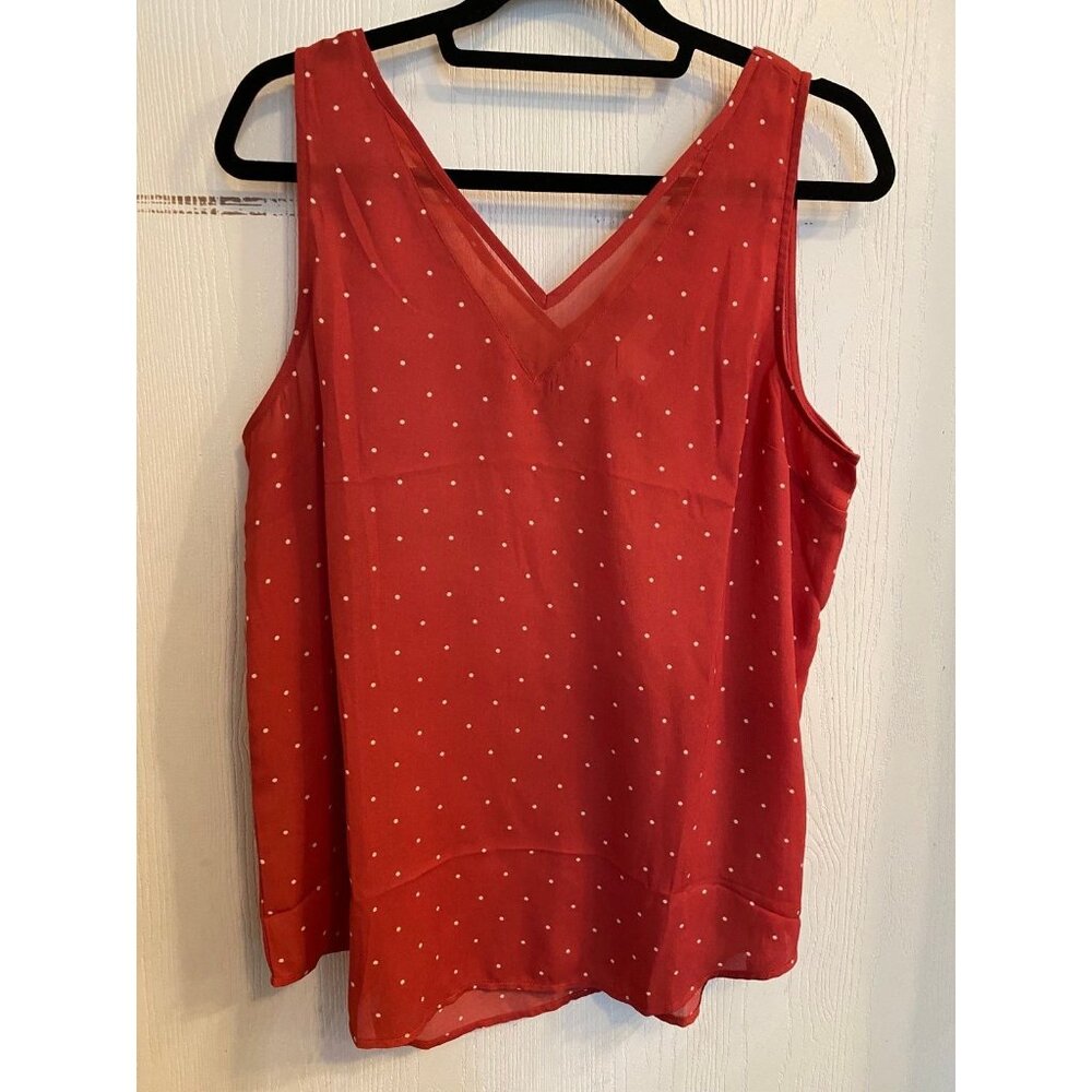 V-neck tank